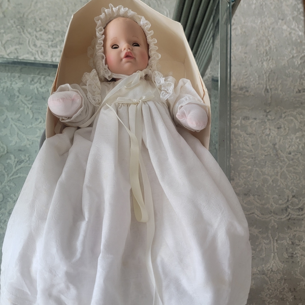 SUSAN WAKEEN COLLECTIBLE DOLL